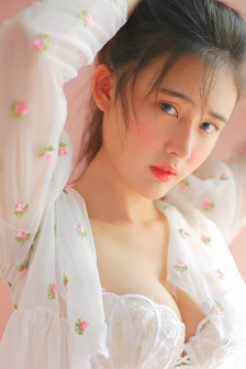 情趣衣服穿无遮挡图片